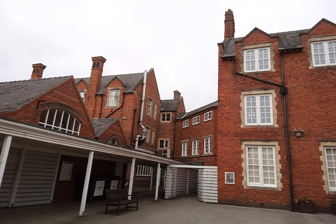 Bishop Grosseteste University, Lincoln, England